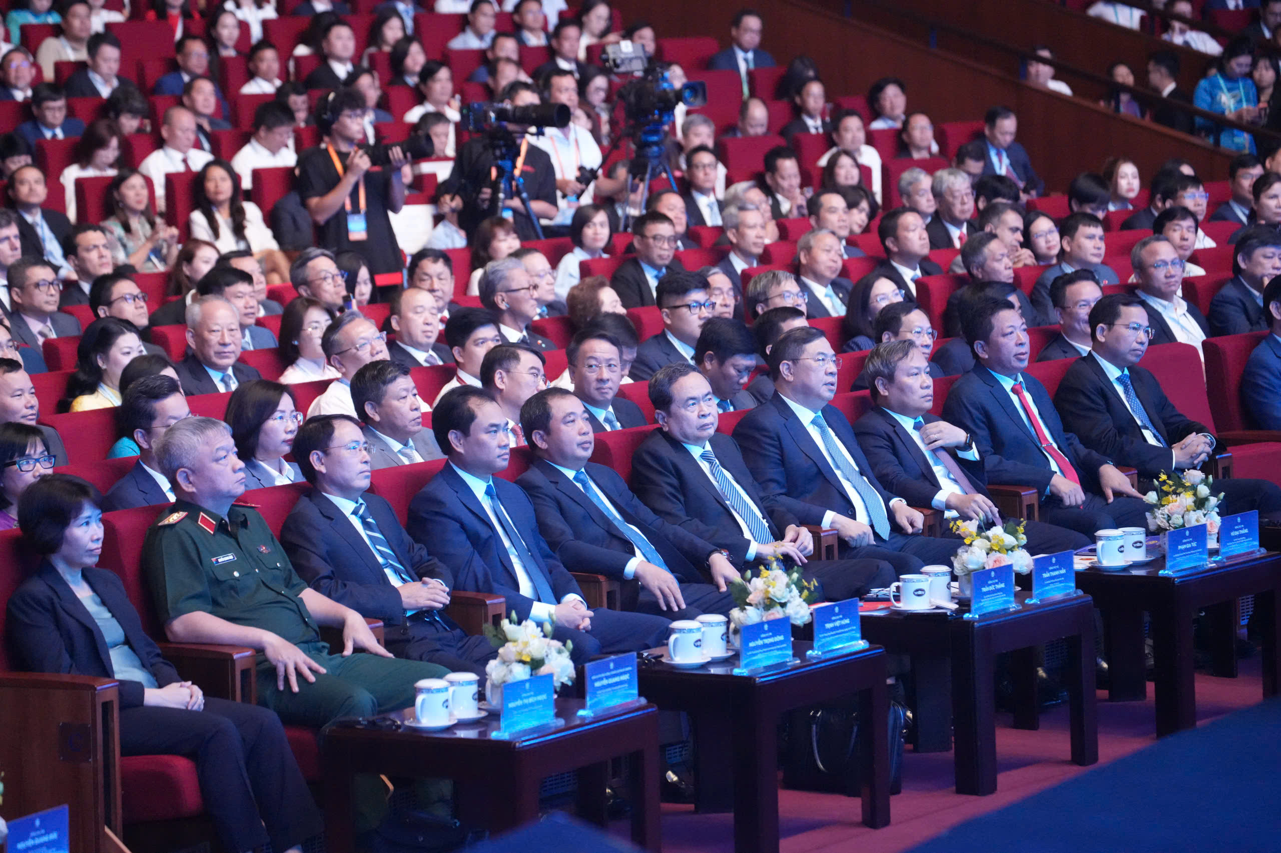 Quy hoạch H&agrave; Nội 100 năm v&agrave; triển vọng ph&aacute;t triển bền vững năm 2026 - Ảnh 3.
