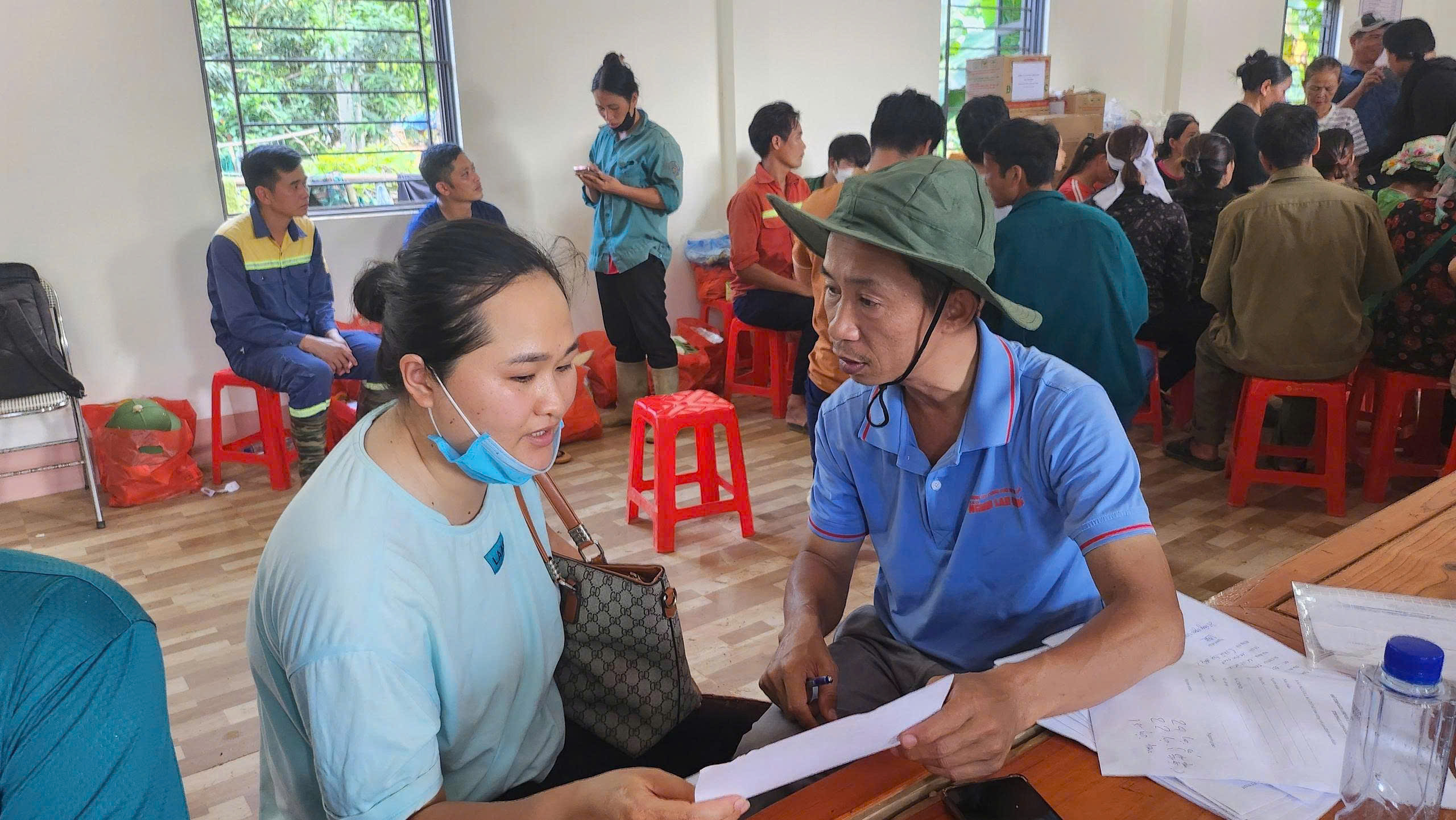 PH&Oacute;NG SỰ ẢNH: Lan tỏa y&ecirc;u thương, bền bỉ phụng sự - Ảnh 7.
