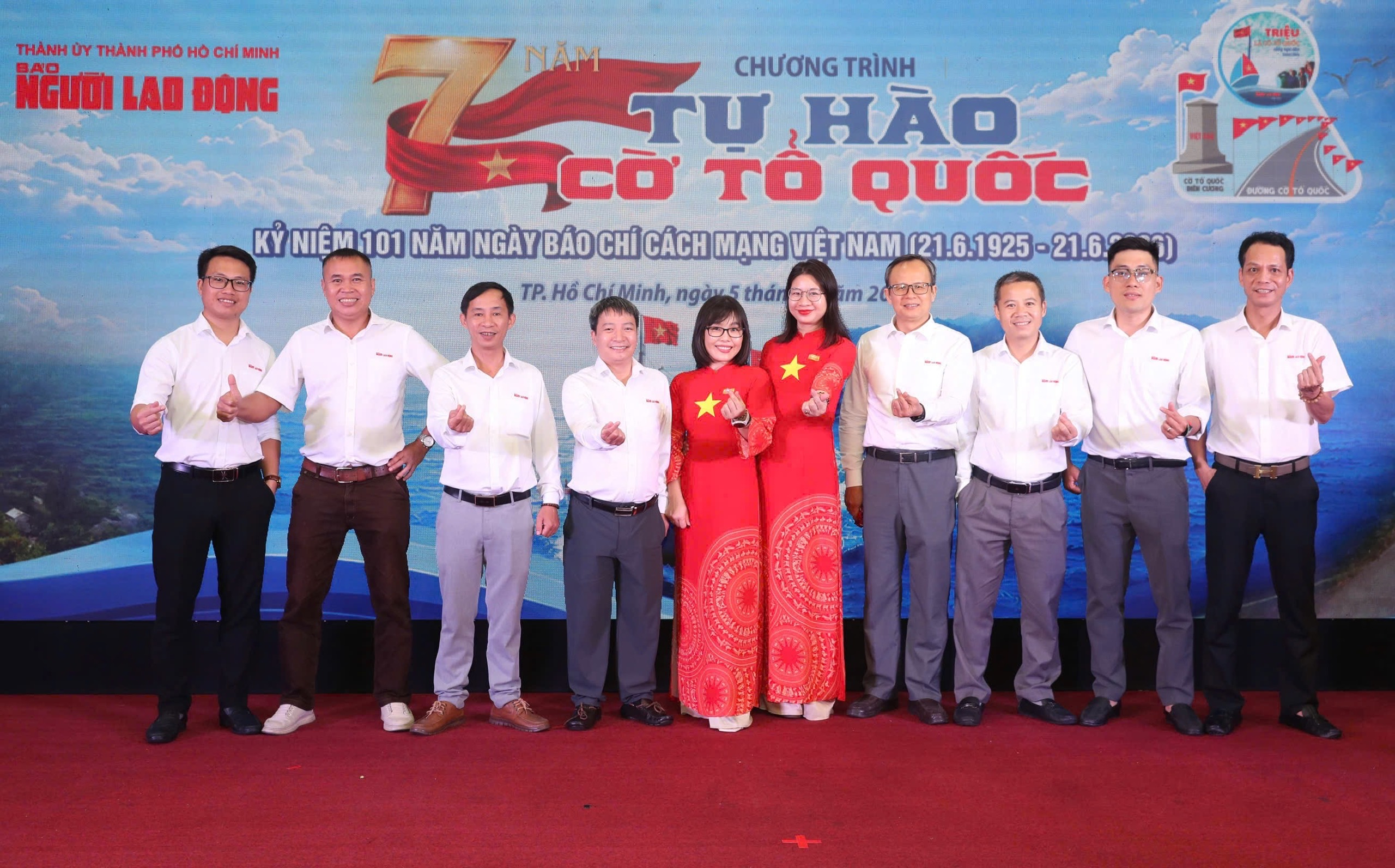 Gần 30 năm đầy ắp &acirc;n t&igrave;nh - Ảnh 2.