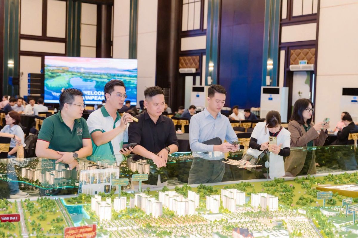 Đặc quyền &ldquo;bước sang đường l&agrave; tới s&acirc;n golf&rdquo; gi&uacute;p Vinhomes S&agrave;i G&ograve;n Park chinh phục giới th&agrave;nh đạt - Ảnh 2.