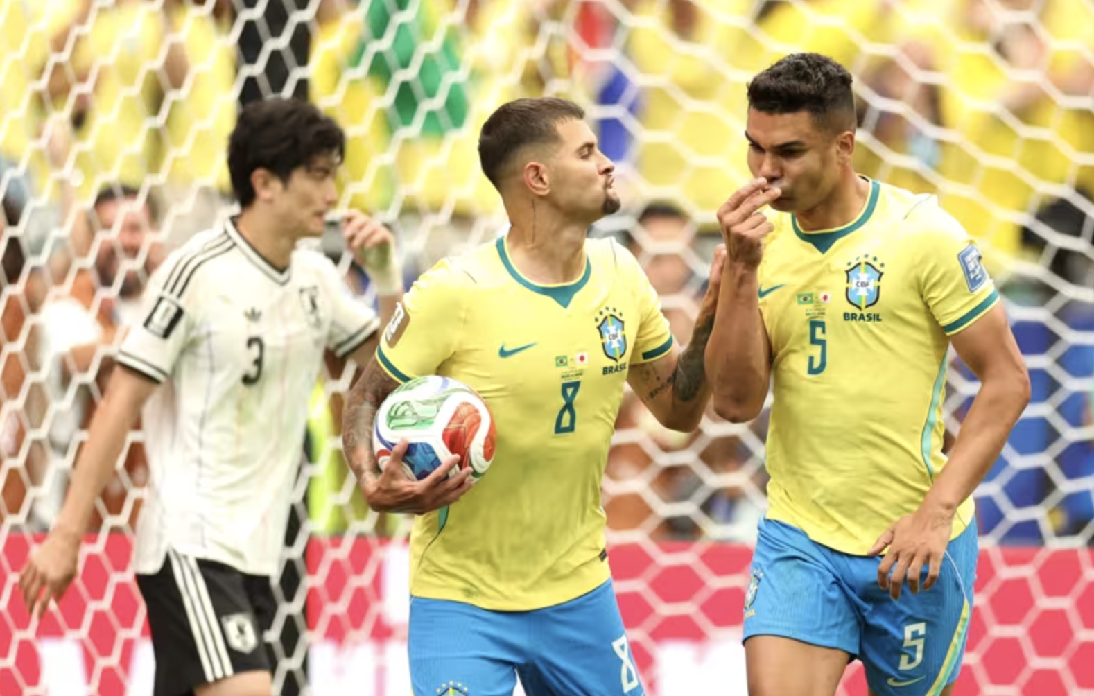 "Người nhện" Zion Suzuki xuất sắc nhưng không thể giúp Nhật Bản thoát thua Brazil - Ảnh 6.
