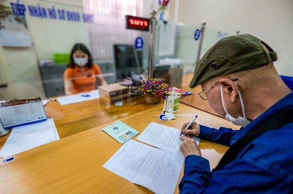 Hạn chót 30-6: Giấy ủy quyền nhận lương hưu hết hiệu lực - Ảnh 1.
