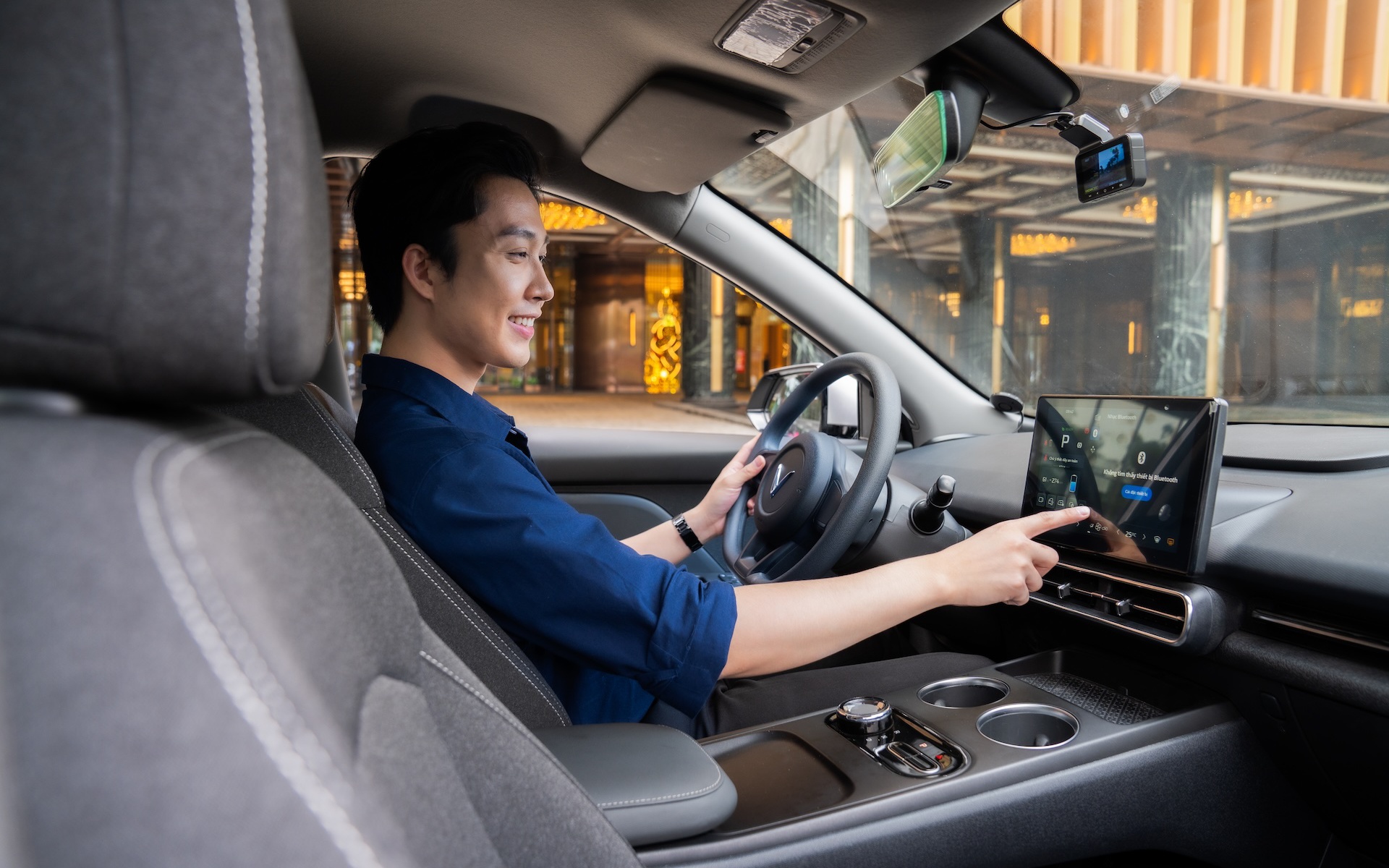 Tài xế dịch vụ "mê tít" VinFast Limo Green: Rộng, êm, mạnh và "cày tiền" quá hợp