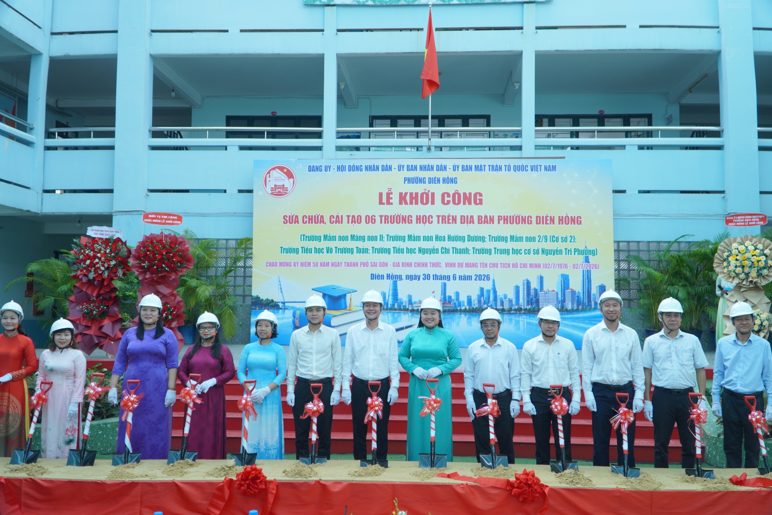 Phường Di&ecirc;n Hồng khởi c&ocirc;ng sửa chữa, cải tạo c&ugrave;ng l&uacute;c 6 trường học - Ảnh 2.