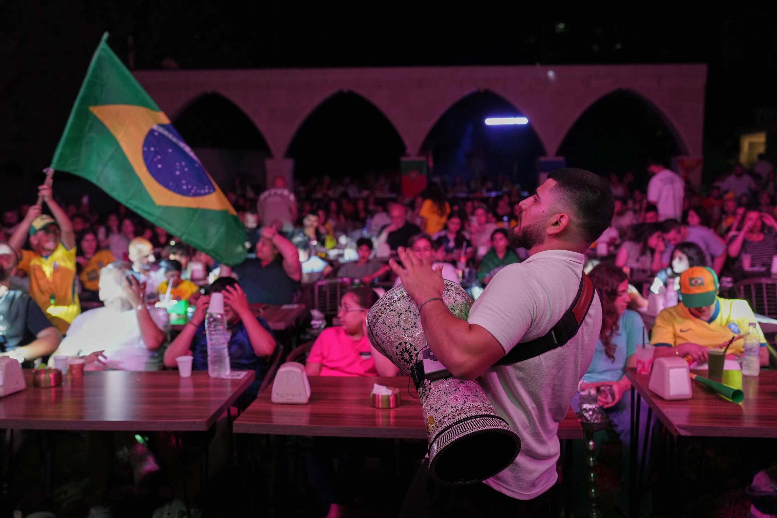 &ldquo;Lễ hội&rdquo; đặc biệt tại Lebanon mừng Brazil đi tiếp World Cup 2026 - Ảnh 6.