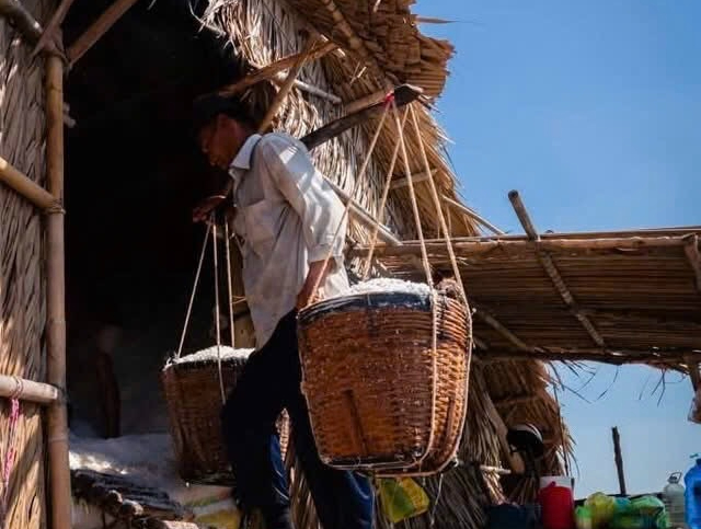 Mặn mòi nghề cũ, sáng bừng tương lai - Ảnh 4.