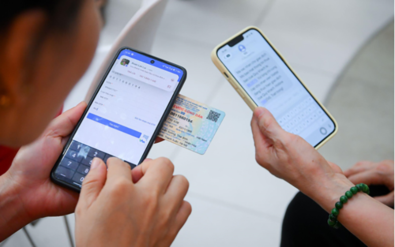 Người dùng nhiều SIM phải xác thực tất cả các số đang sử dụng - Ảnh 1.