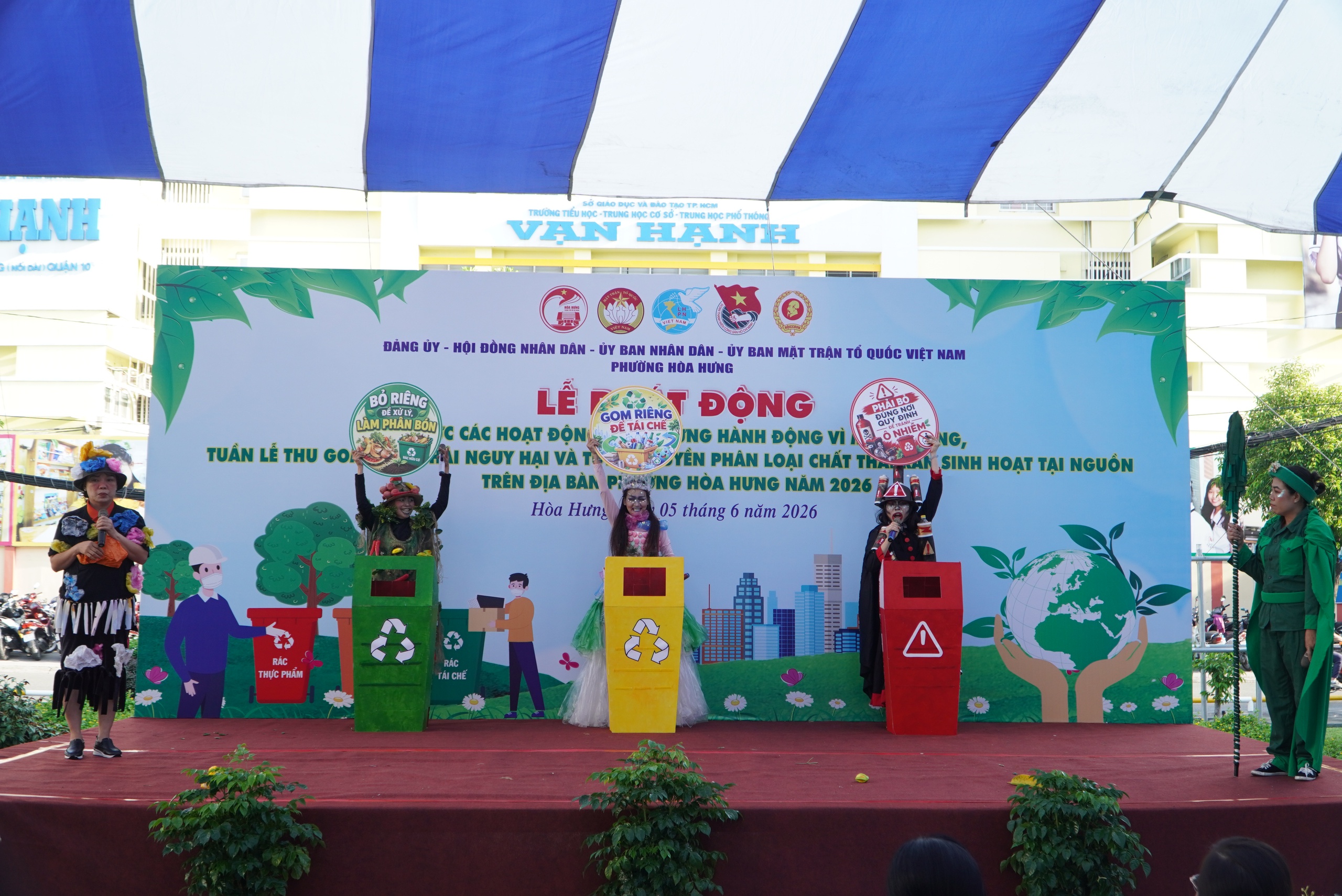 Phường Hòa Hưng kêu gọi người dân bảo vệ môi trường bằng những hành động thiết thực - Ảnh 1.