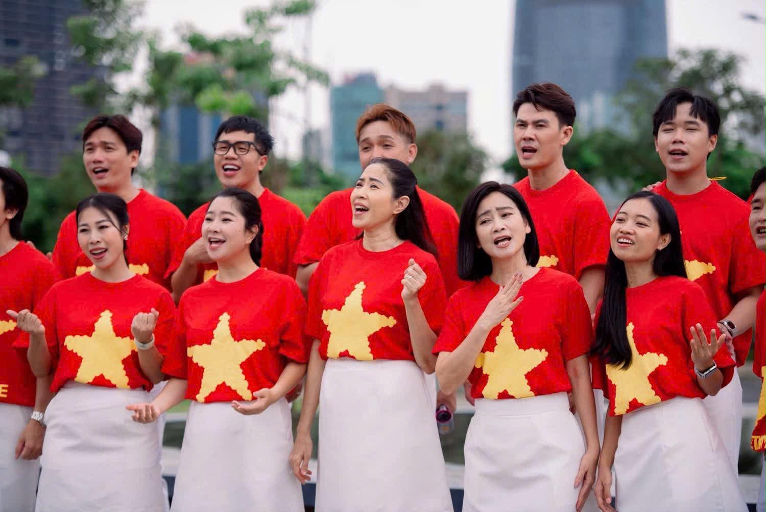 Xây dựng Không gian văn hóa Hồ Chí Minh rộng lớn, văn nghệ sĩ nâng cao trách nhiệm kiến tạo giá trị - Ảnh 1.