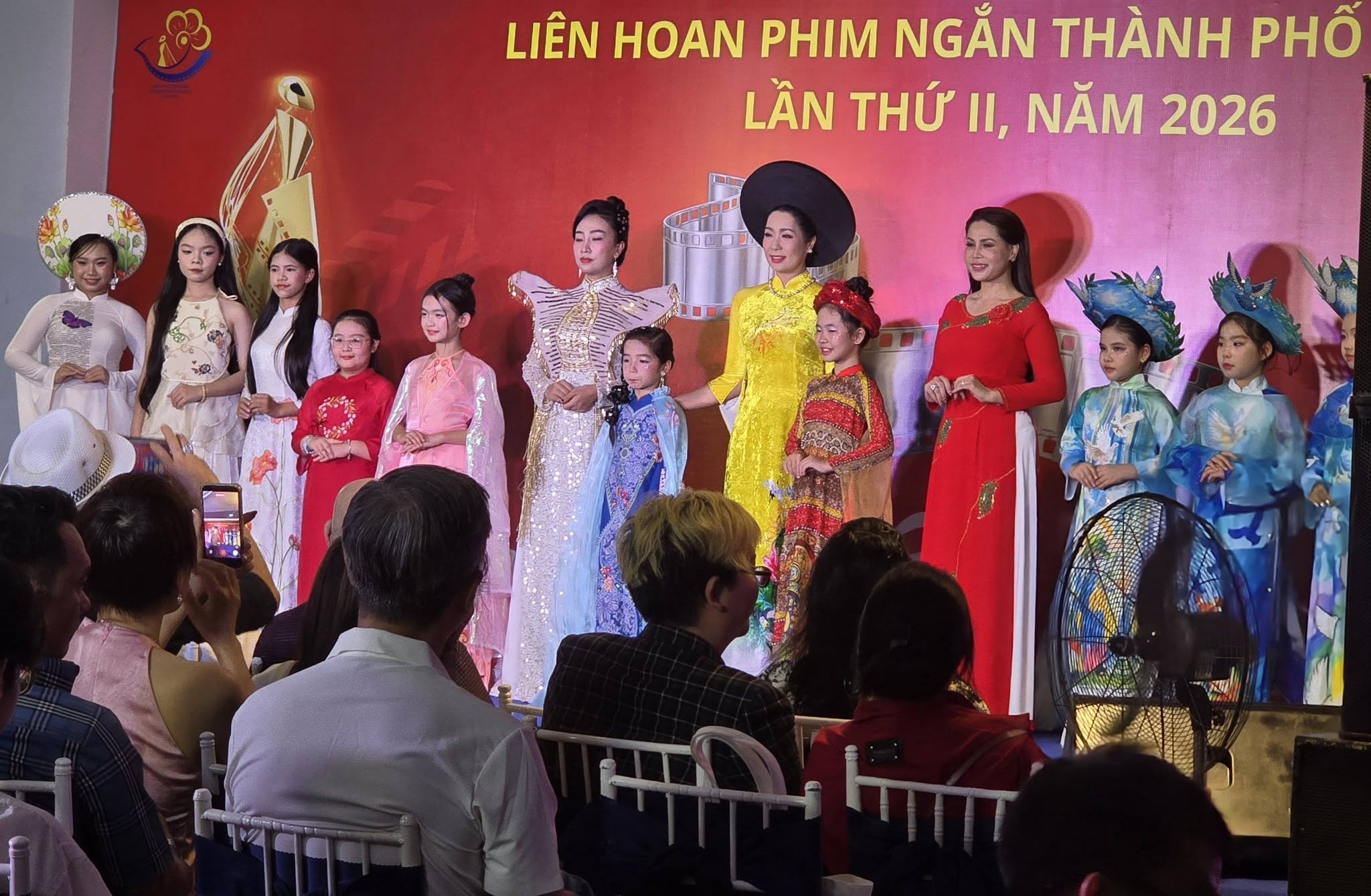 Dư &acirc;m giao lưu trước thềm Li&ecirc;n hoan phim ngắn TP HCM 2026, để lại nhiều cảm x&uacute;c - Ảnh 3.