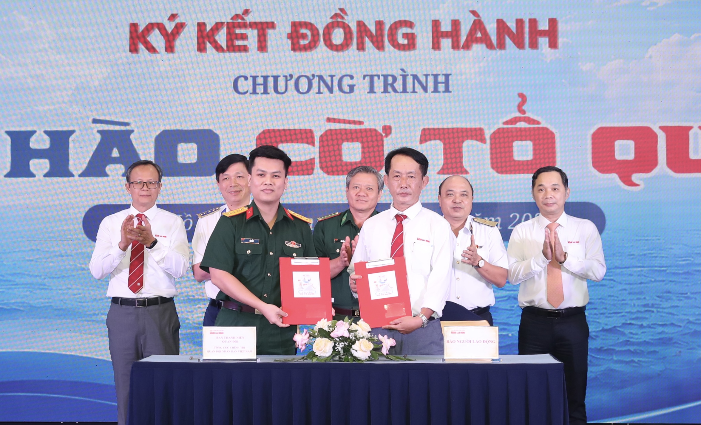 Hành trình phụng sự Tổ quốc - Ảnh 2.