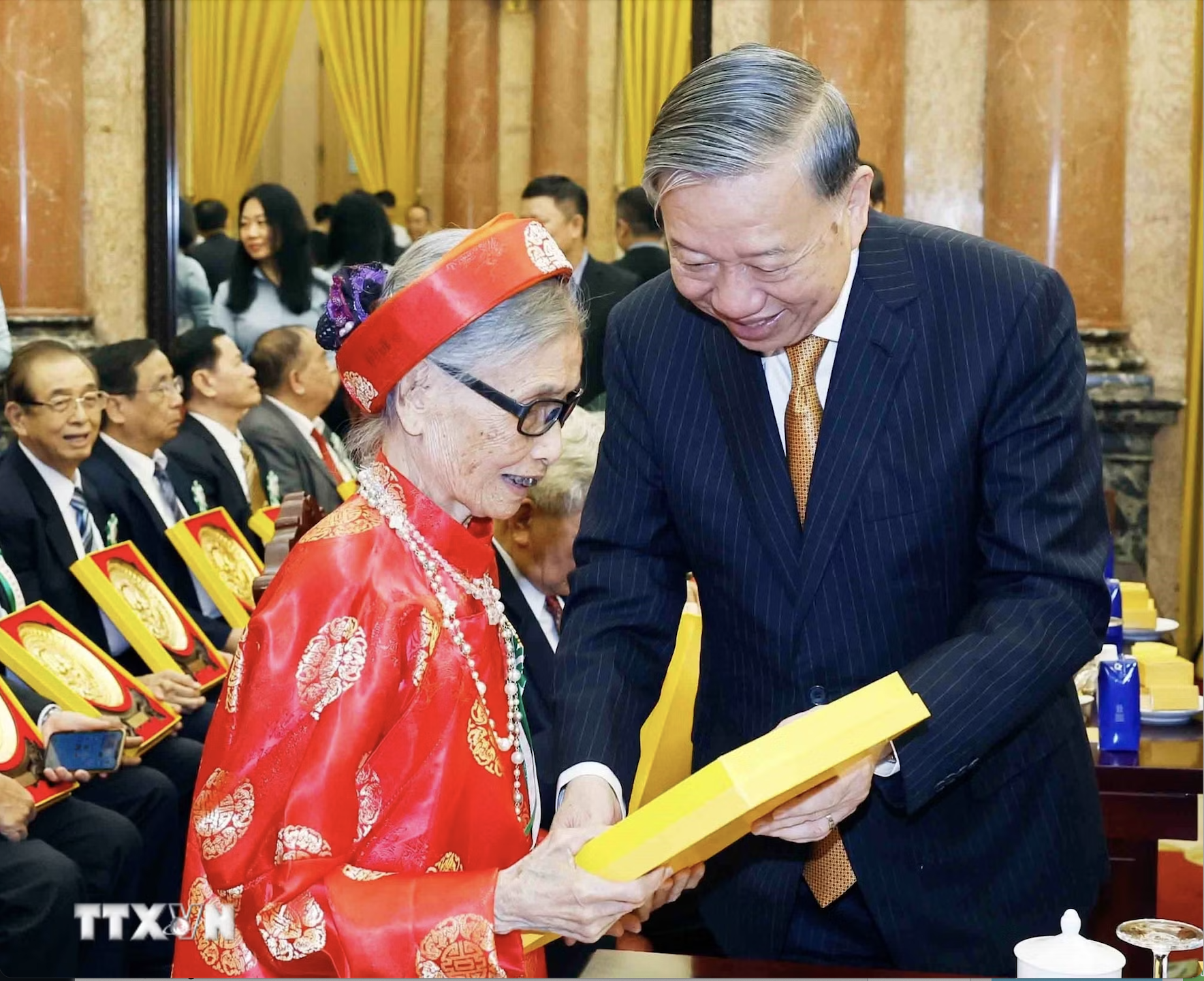 Tổng Bí thư, Chủ tịch nước Tô Lâm: Khơi dậy tinh thần "Tuổi cao - Gương sáng" - Ảnh 3.