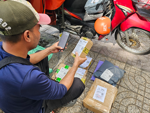 Giám sát chặt các sàn thương mại điện tử - Ảnh 1.