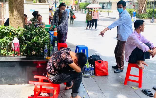 C&uacute; "bẻ l&aacute;i" của b&agrave; b&aacute;n x&ocirc;i - Ảnh 2.