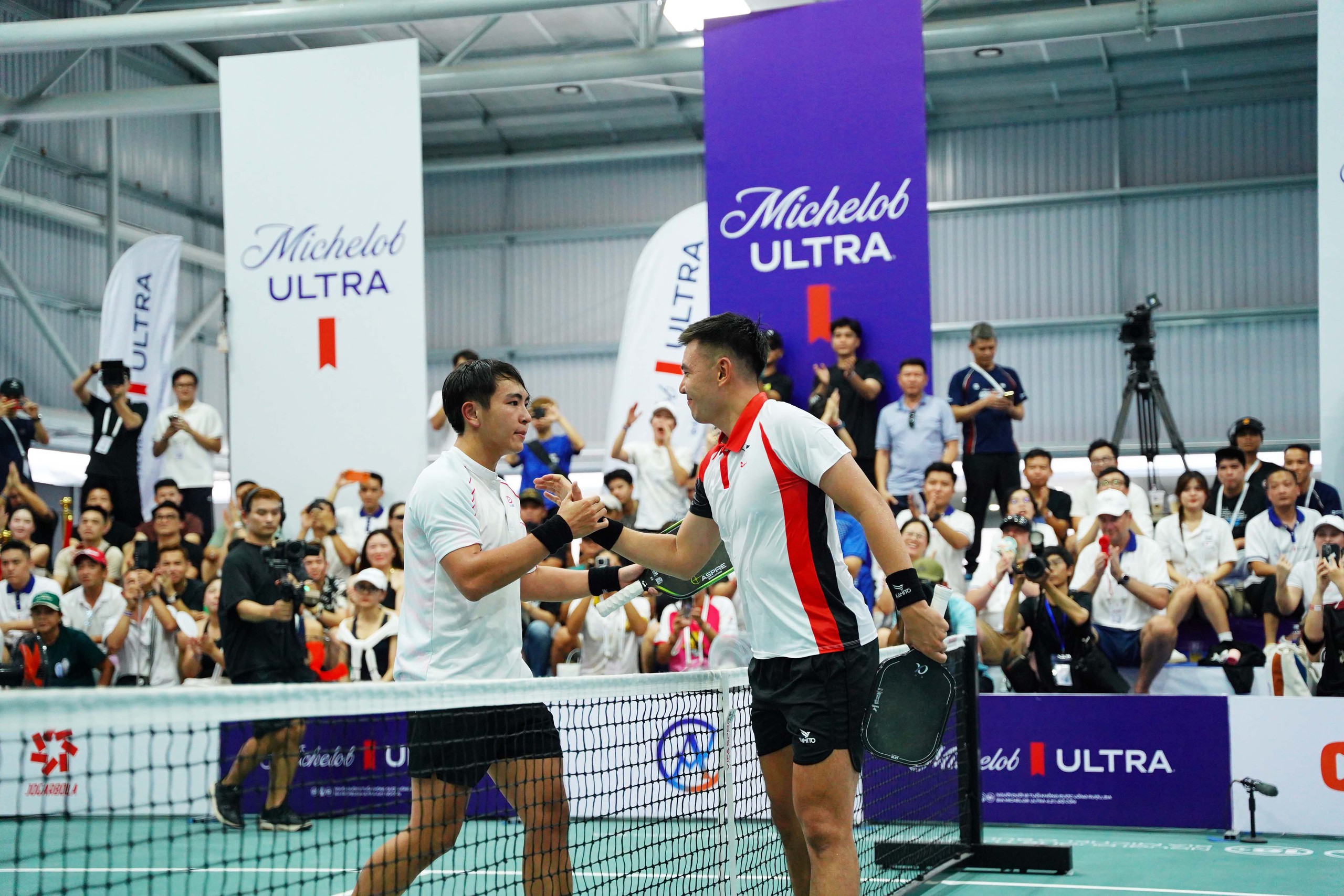 Lý Hoàng Nam lỡ cơ hội đoạt ngôi vương Pickleball Michelob ULTRA - Ảnh 1.