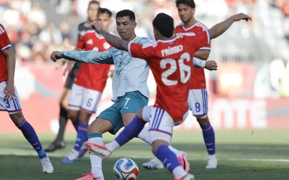 Bồ Đào Nha có mạnh hơn nếu thiếu Ronaldo?