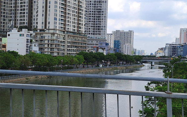 SỔ TAY: Bản sắc to&aacute;t l&ecirc;n từ ch&iacute;nh s&aacute;ch - Ảnh 2.