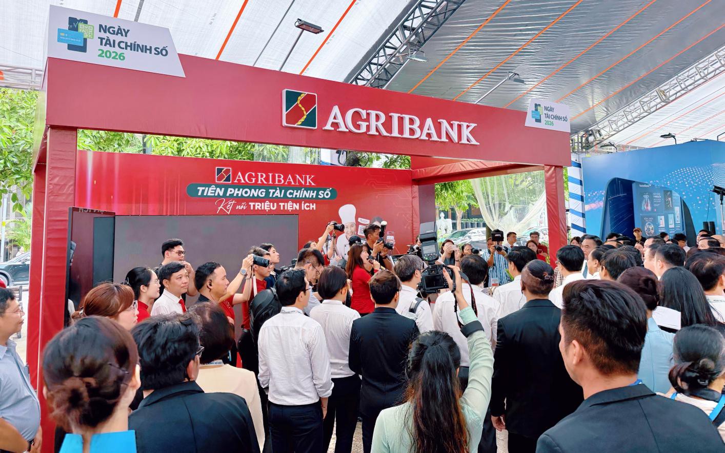 Ấn tượng với hệ sinh thái số Agribank tại Ngày tài chính số 2026