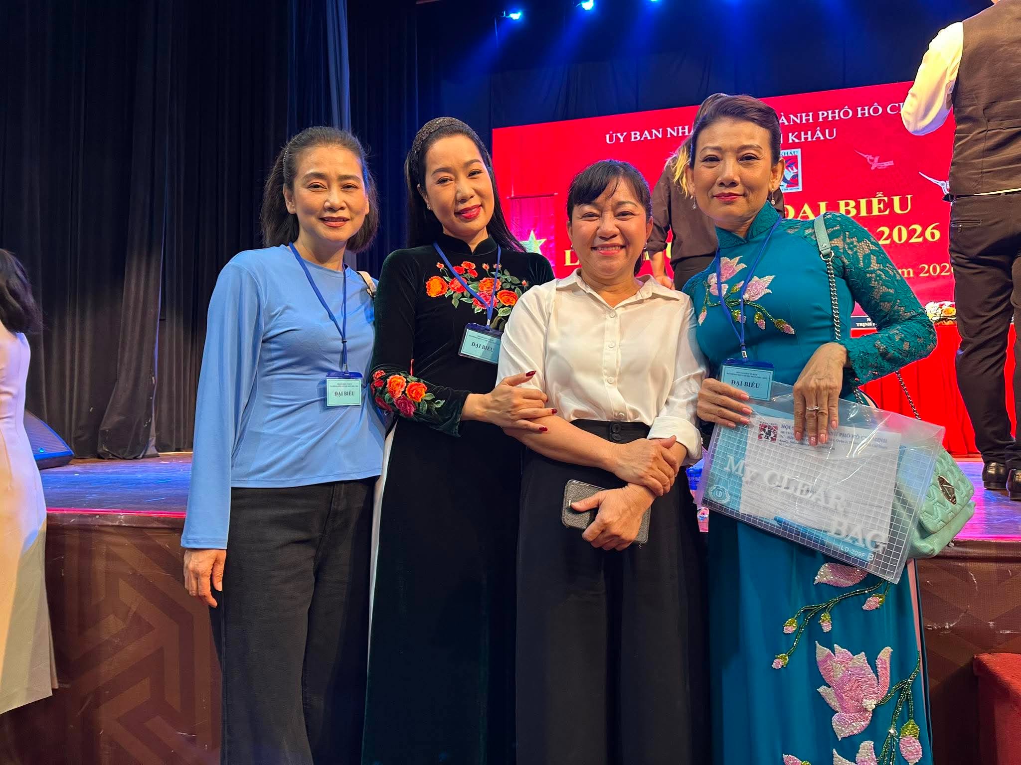 Đại hội Hội Sân khấu TP HCM - Khi sân khấu bước vào một không gian phát triển mới - Ảnh 13.