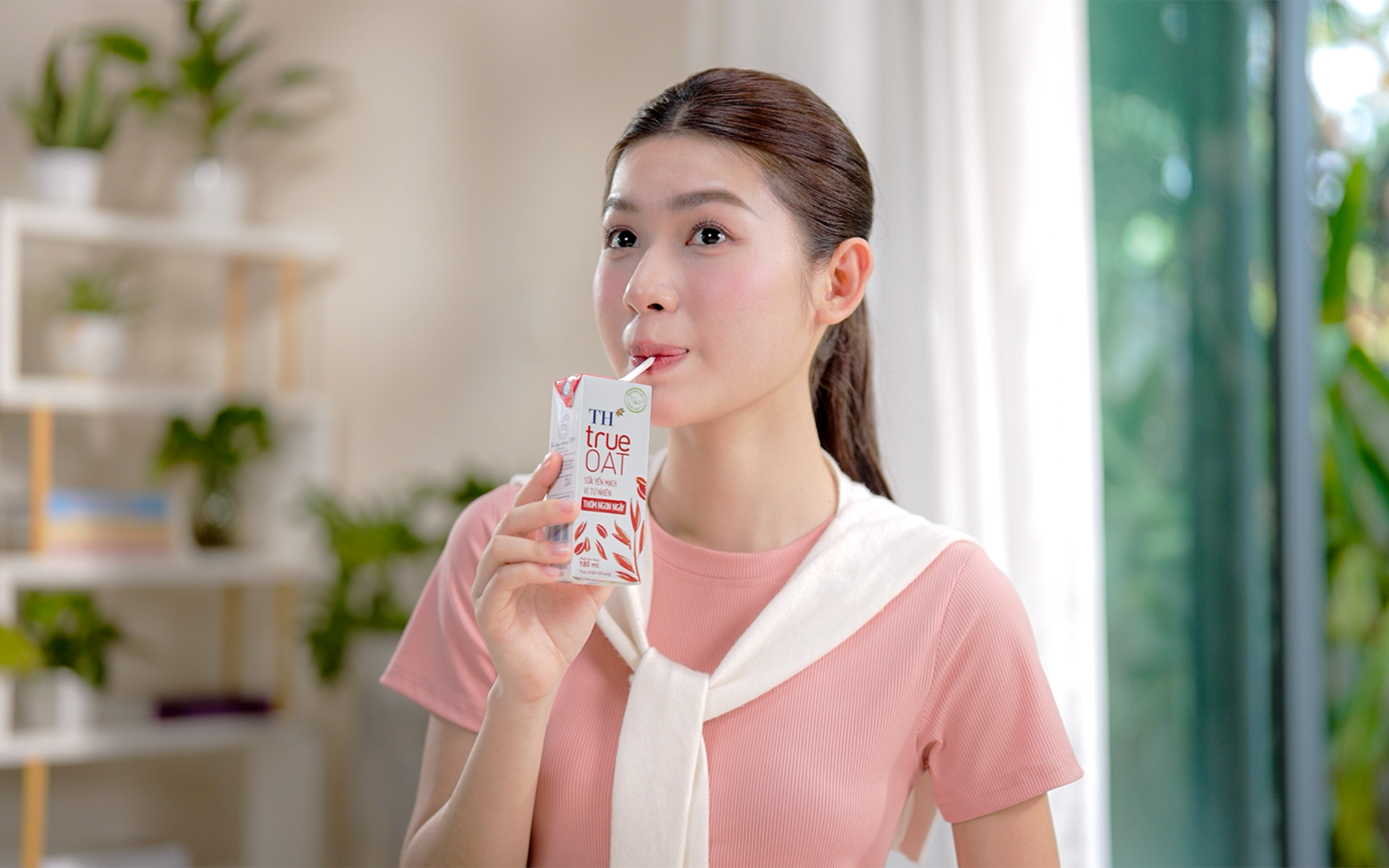 Tập đoàn TH ra mắt Sữa Yến Mạch Vị Tự Nhiên TH true OAT Creamy Thơm Ngon Ngậy