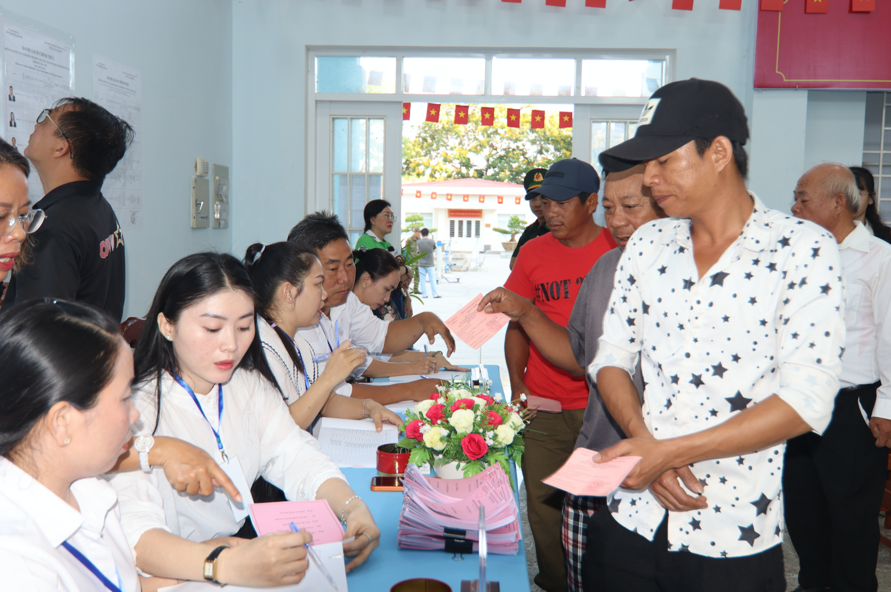 Sắp xếp đơn vị sự nghiệp cấp xã: Hướng dẫn tổ chức bộ máy và vị trí việc làm - Ảnh 1.