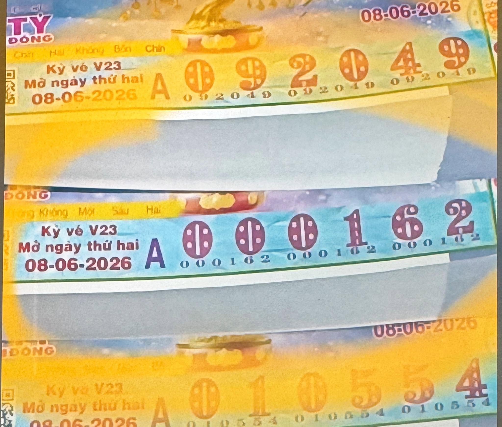 Hai c&acirc;y v&eacute; xổ số miền Nam bất ngờ c&ugrave;ng tr&uacute;ng tại 1 tỉnh - Ảnh 2.