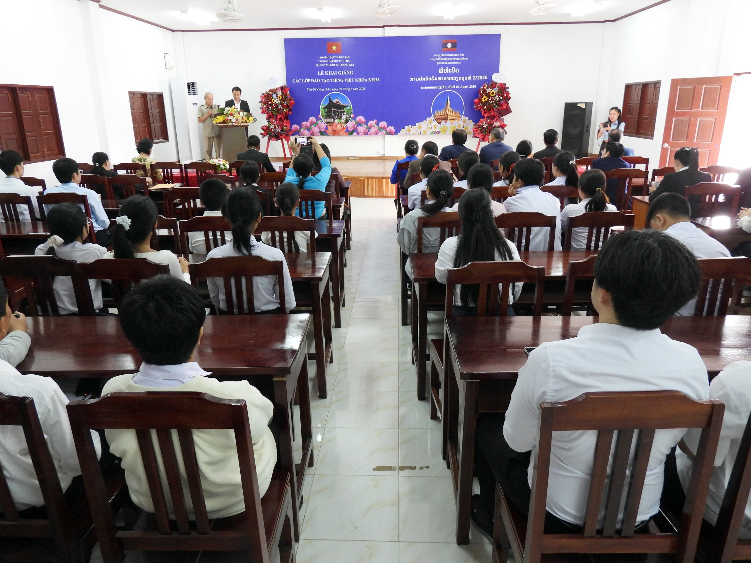 Trường Đại học Cửu Long khai giảng lớp đ&agrave;o tạo tiếng Việt kh&oacute;a 2 tại L&agrave;o - Ảnh 1.