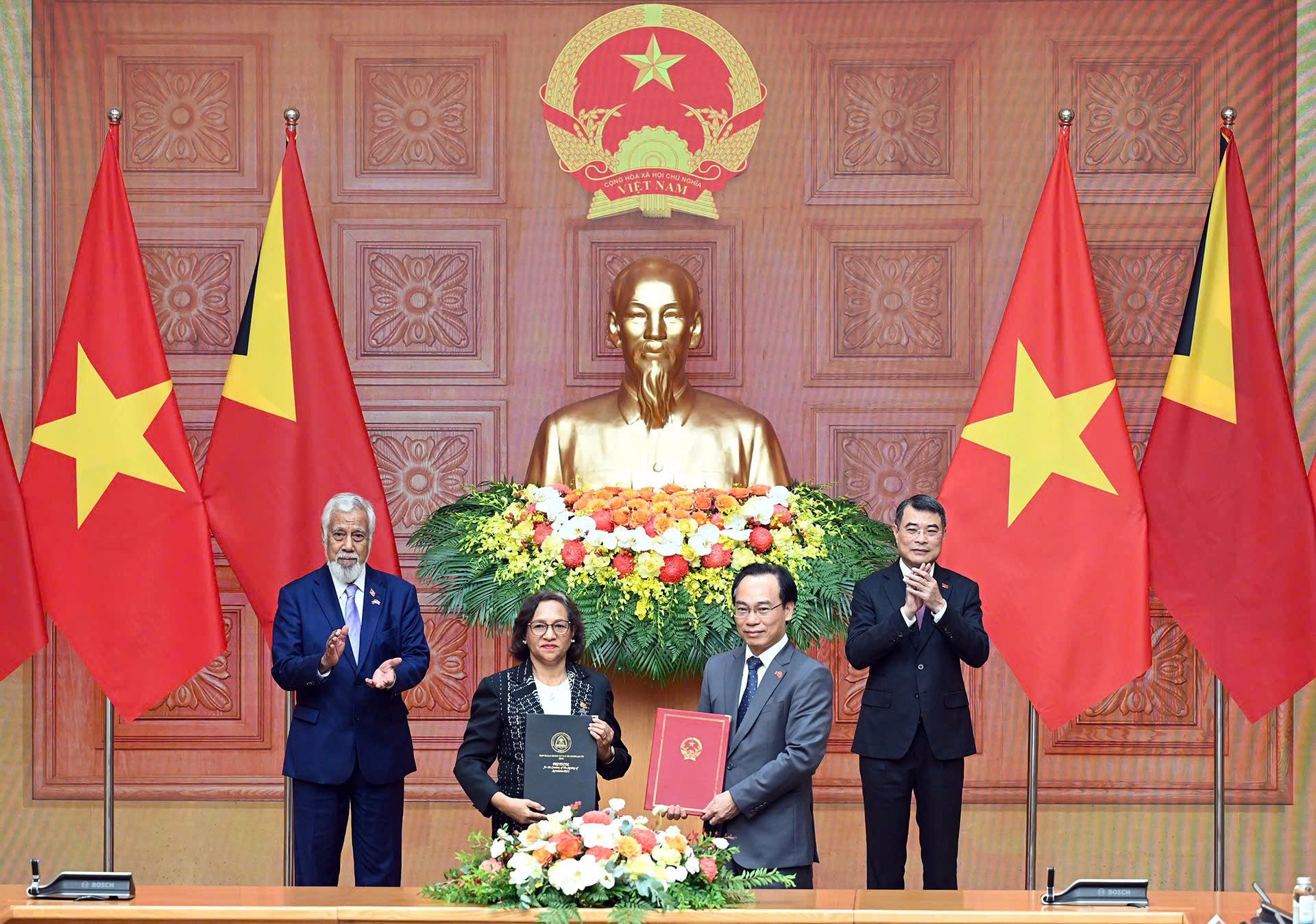 Bộ GD-ĐT Việt Nam v&agrave; Timor-Leste k&yacute; kết hai bản ghi nhớ về hợp t&aacute;c về gi&aacute;o dục - Ảnh 1.