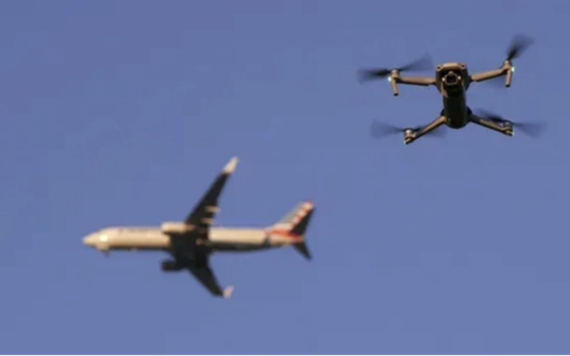 Chỉ trong 2 ngày, 38 chuyến bay, hàng ngàn hành khách bị ảnh hưởng do drone và diều