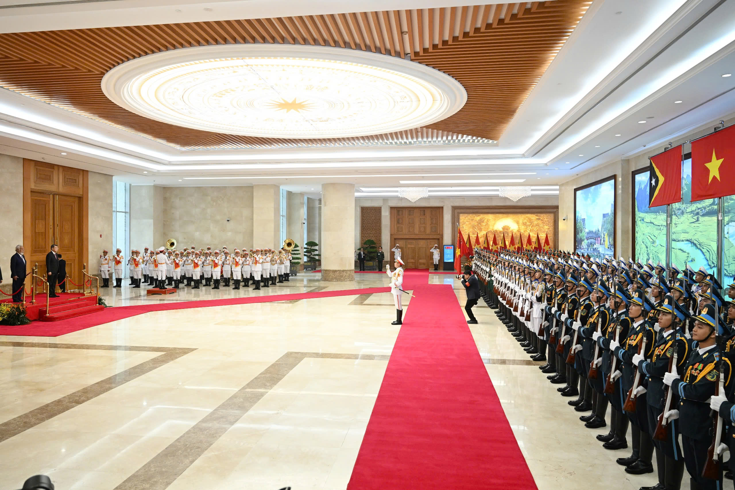 Thủ tướng Lê Minh Hưng đón Thủ tướng Timor-Leste lần đầu thăm Việt Nam - Ảnh 2.
