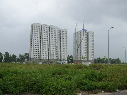 Nhà thu nhập thấp mua bán tràn lan