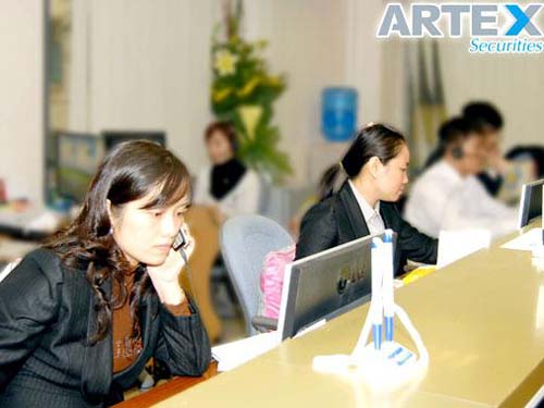 Chuyện lạ một công ty chứng khoán bị đòi lại tên