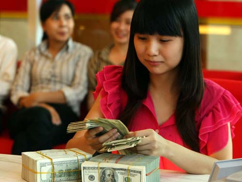 Ngân hàng vẫn 'ế' ngoại tệ