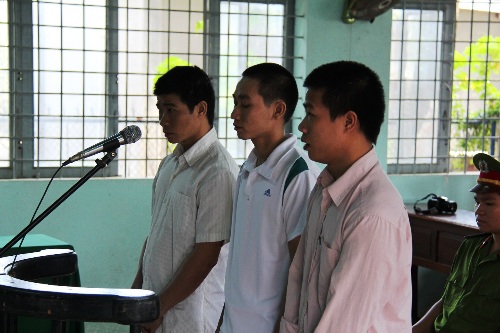 Cướp 157 lượng vàng, hai anh em nhận 35 năm tù