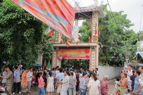 Cháy chùa, một cụ ông thiệt mạng