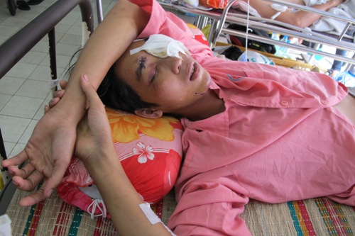 Chở 4 chạy "như điên", người chết, kẻ trọng thương