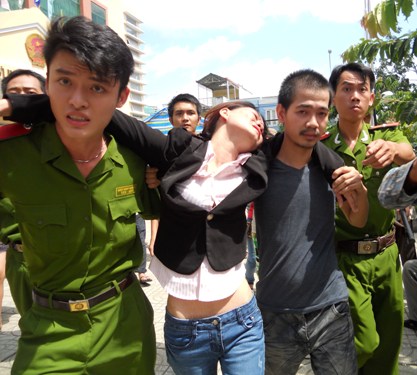 Những tình huống "khó đỡ" của phóng viên nội chính