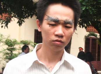 Một “anh chị” bị đàn em đâm chết