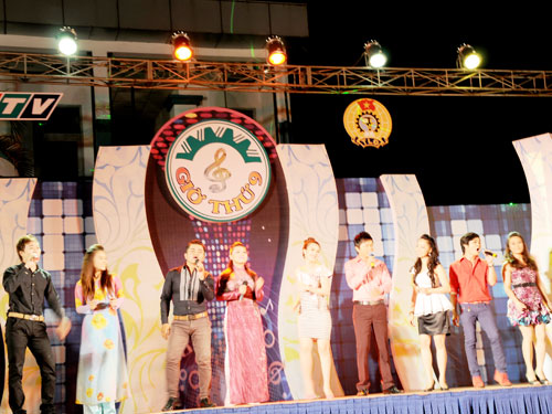Giờ thứ 9 - Hát giữa yêu thương
