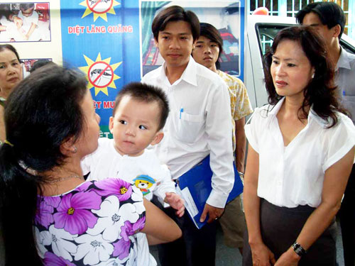 Thoát đỉnh dịch, chưa hết lo