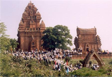 Người dân Ninh Thuận đang chờ đón lễ hội Kate Chăm