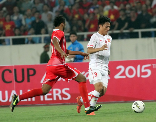 Hồng Kông - VN 1-0: Thua bóng bổng