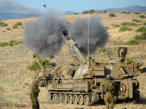 Israel đọ pháo với Syria
