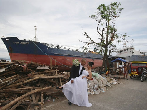 "Đứng lên nào, Tacloban!"