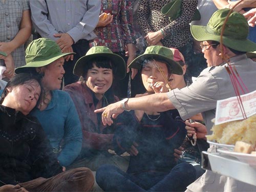 Đừng tin nhà ngoại cảm!
