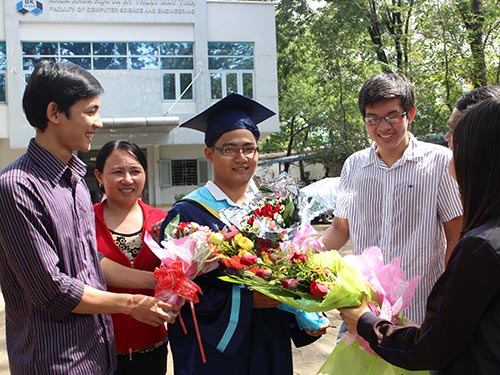 Học vượt, tốt nghiệp giỏi