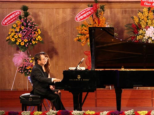 Đêm diễn ấn tượng của “thầy trò” Đặng Thái Sơn