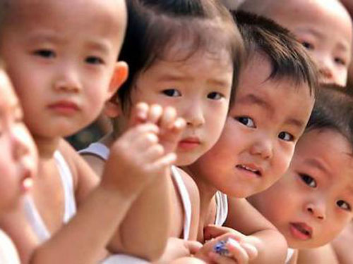 Kêu gọi xem lại chính sách một con ở Trung Quốc
