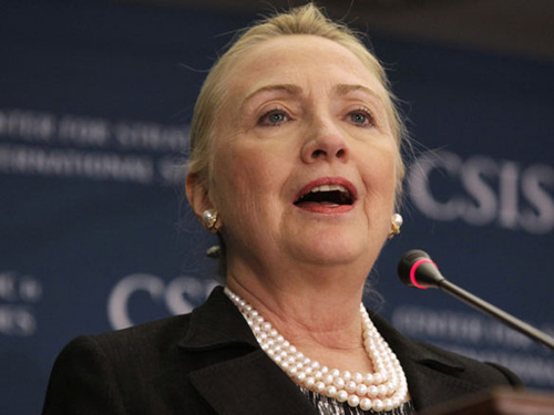 Ngoại trưởng Clinton: "Tôi nhận trách nhiệm!"