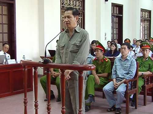 Phạm Thanh Bình: Là người nhà nước, tôi không có tiền bồi thường